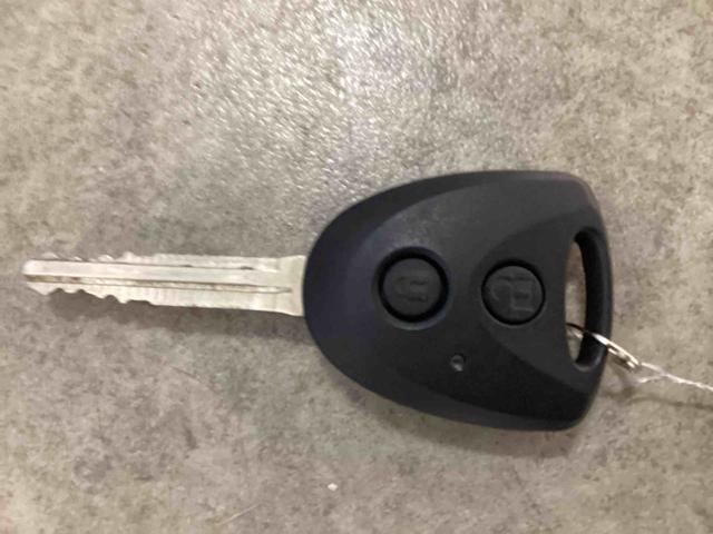 ハイゼットカーゴDXインパネシフト リモコンキー レーンアシスト 両席エアバッグ 衝突被害軽減システム ABS ハイビームアシスト ETC車載器(鹿児島県)の中古車