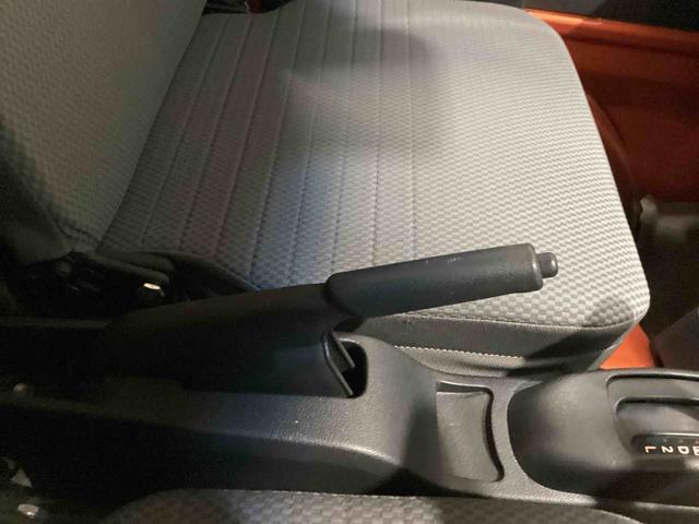 ハイゼットトラックエクストラＳＡIIIｔ４ＷＤ車　フロアオートマ　パワーウィンドウ　リモコンキー　衝突被害軽減システム　フォグランプ　作業灯　テールゲートチェーン（鹿児島県）の中古車