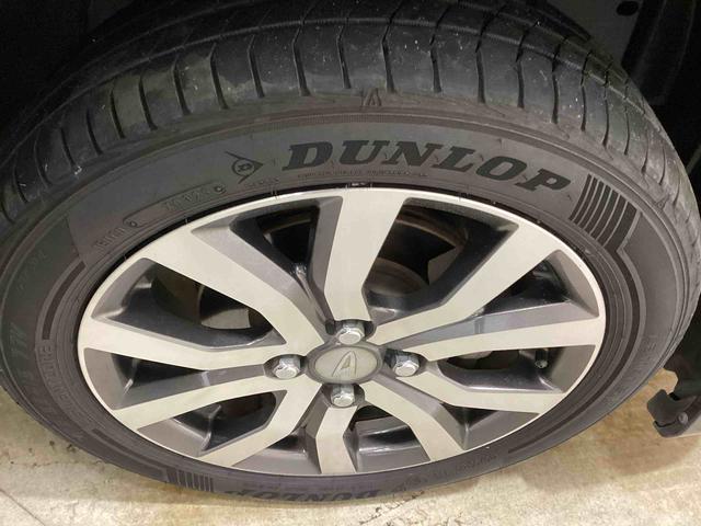 トールカスタムＧ　ターボ　ＳＡIIインパネシフト　ターボエンジン　プッシュスタートスイッチ　電子カードキー　カーナビ　バックモニター　両側オートスライドドア　誤発進抑制装置　車線逸脱警報　アルミホイール（鹿児島県）の中古車