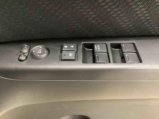 Ｎ−ＢＯＸカスタムＧ　ＳＳパッケージインパネシフト　プッシュスタートスイッチ　電子カードキー　　フォグランプ　左右電動スライドドア　ＡＢＳ　アルミホイール（鹿児島県）の中古車