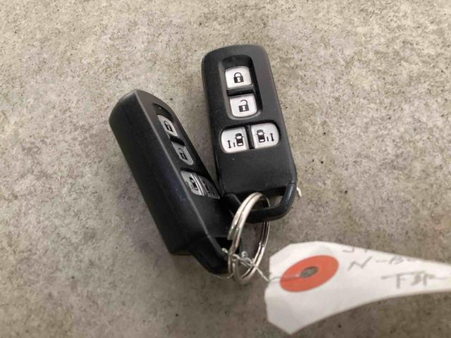 Ｎ−ＢＯＸカスタムＧ　ＳＳパッケージインパネシフト　プッシュスタートスイッチ　電子カードキー　　フォグランプ　左右電動スライドドア　ＡＢＳ　アルミホイール（鹿児島県）の中古車