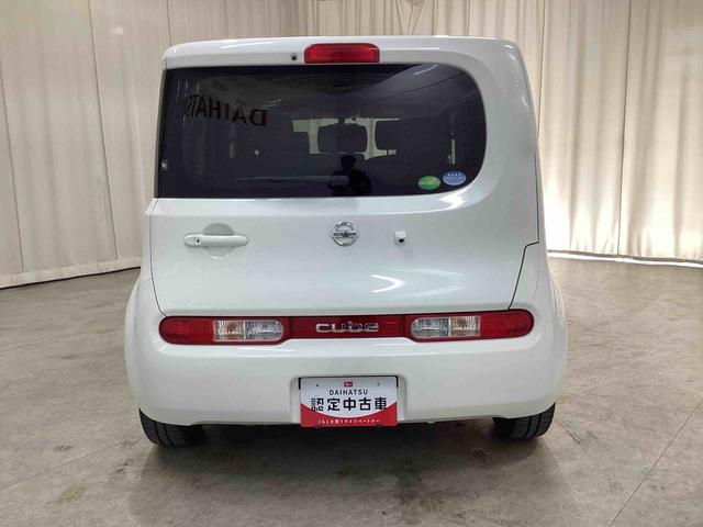 キューブ１５Ｘ　Ｖセレクションコラムシフト　プッシュスタートスイッチ　電子カードキー　運転席助手席エアバック　ＡＢＳ　カーナビ　バックモニター　フォグランプ（鹿児島県）の中古車