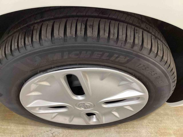 キューブ１５Ｘ　Ｖセレクションコラムシフト　プッシュスタートスイッチ　電子カードキー　運転席助手席エアバック　ＡＢＳ　カーナビ　バックモニター　フォグランプ（鹿児島県）の中古車