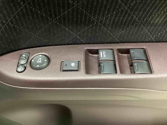 Ｎ−ＯＮＥプレミアム　ツアラー・Ｌパッケージターボエンジン　インパネシフト　プッシュスタートスイッチ　アルミホイール　ＡＢＳ　スマートキー　キ−フリ−　オートエアコン（鹿児島県）の中古車