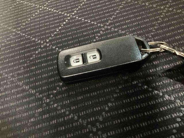 Ｎ−ＯＮＥプレミアム　ツアラー・Ｌパッケージターボエンジン　インパネシフト　プッシュスタートスイッチ　アルミホイール　ＡＢＳ　スマートキー　キ−フリ−　オートエアコン（鹿児島県）の中古車