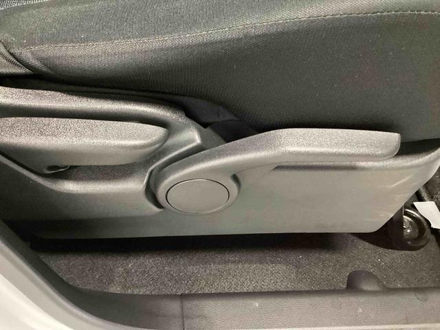 デイズハイウェイスター　Ｘインパネシフト　プッシュスタートスイッチ　電子カードキー　カーナビ　　バックモニター（ルームミラー内蔵）　アルミホイール　ＡＢＳ　オートエアコン（鹿児島県）の中古車