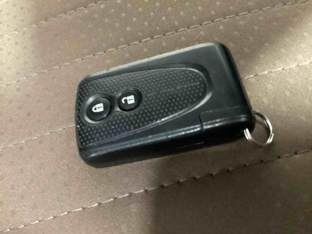 ミラココアココアＸインパネシフト　電子カードキー　ＣＤプレーヤー　ＡＢＳ　運転席助手席エアバック　オートエアコン　エコアイドル（鹿児島県）の中古車