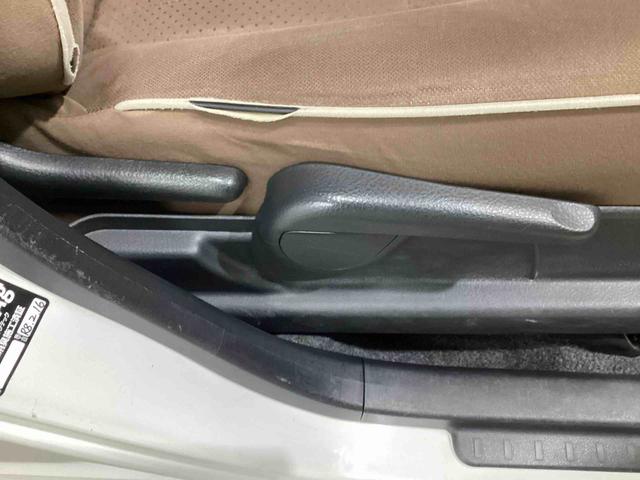 ミラココアココアＸインパネシフト　電子カードキー　ＣＤプレーヤー　ＡＢＳ　運転席助手席エアバック　オートエアコン　エコアイドル（鹿児島県）の中古車