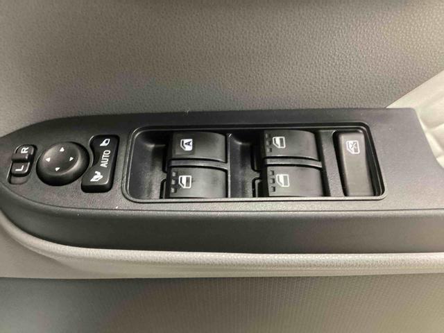 タントXセレクションインパネシフト プッシュスタートスイッチ 電子カードキー カーナビ バックモニター 両側スライド片側電動ドア 車線逸脱警報装置 軽減ブレーキ ABS(鹿児島県)の中古車