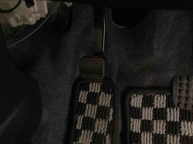 ミラココアココアＬインパネシフト　リモコンキー　カーナビ　ＥＴＣ車載器　ＡＢＳ（鹿児島県）の中古車