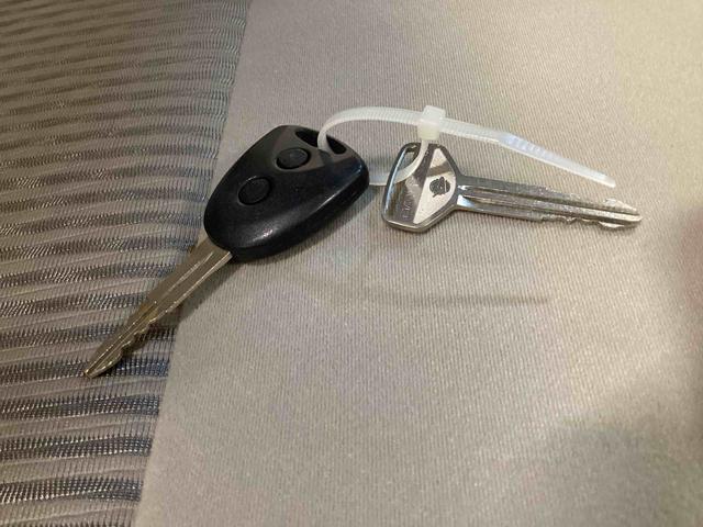 ムーヴＬ　ＳＡIIインパネシフト　リモコンキー　ＣＤプレーヤー　衝突被害軽減システムＡＢＳ　レーンキープ（鹿児島県）の中古車