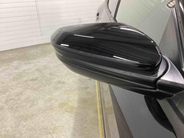 シビックハッチバックプッシュスタートスイッチ　電子カードキー　電動パーキングブレーキ　カーナビ　バックモニター　フロアＣＶＴ車（パドルシフト）　ＥＴＣ付　ＴＵＲＢＯ（鹿児島県）の中古車