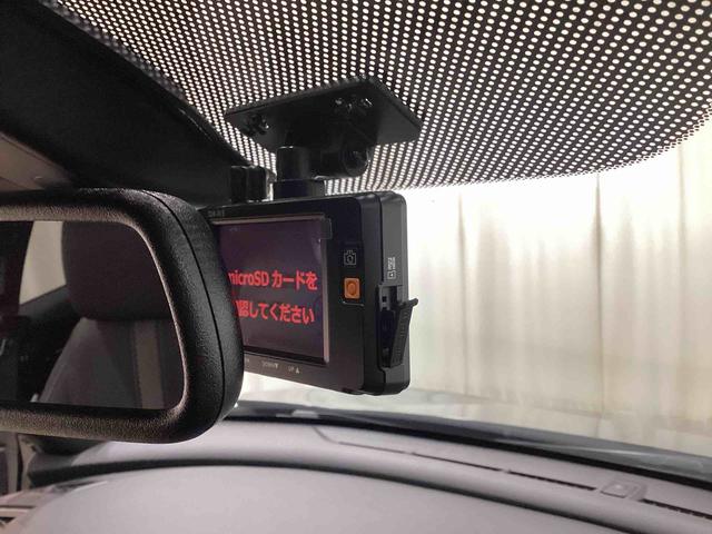 シビックハッチバックプッシュスタートスイッチ　電子カードキー　電動パーキングブレーキ　カーナビ　バックモニター　フロアＣＶＴ車（パドルシフト）　ＥＴＣ付　ＴＵＲＢＯ（鹿児島県）の中古車