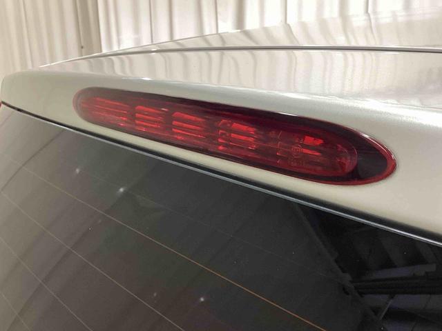 ミラＸスペシャル５ＭＴ車　リモコンキー　エアコン　パワステ　パワーウィンドウスイッチ　ＡＢＳ　エアバック　ＣＤプレーヤー（鹿児島県）の中古車