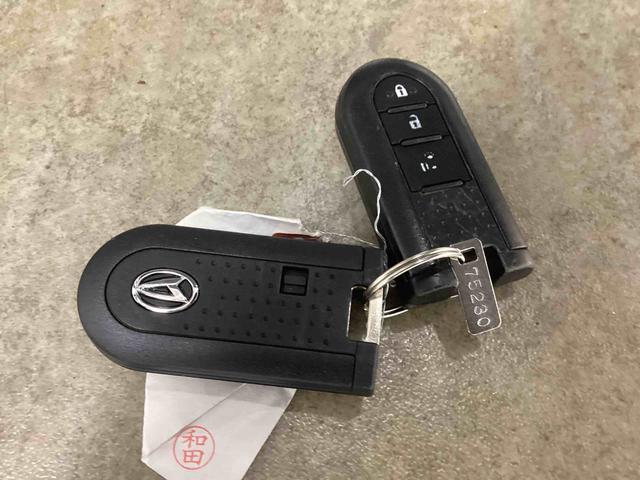 タントカスタムＸ　トップエディションＳＡIIインパネシフト　プッシュスタートスイッチ　電子カードキー　カーナビ　バックモニター　両側スライド片側電動ドア　車線逸脱警報装置　アルミホイール　ＡＢＳ（鹿児島県）の中古車