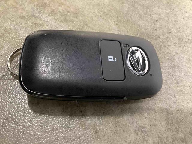 タフトG ダーククロムベンチャーインパネシフト プッシュスタートスイッチ 電子カードキー 電動パーキングブレーキ カーナビ バックモニター レーダーブレーキ レーンアシスト アルミホイール オートハイビーム ガラスルーフ(鹿児島県)の中古車