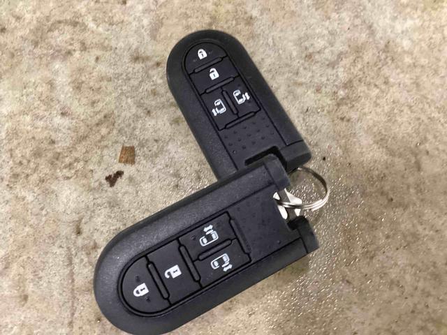 タントカスタムＲＳ　トップエディションＶＳ　ＳＡIIIターボ　インパネシフト　プッシュスタートスイッチ　カードキー　カーナビ　バックモニター　両側電動パワースライドドア　踏み間違い防止装置　アルミホイール　レーンアシスト（鹿児島県）の中古車