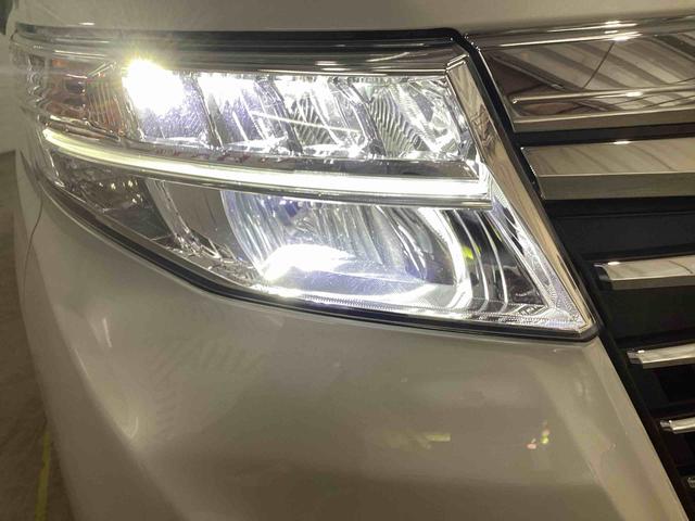 トールカスタムＧ　リミテッドII　ＳＡIIIインパネシフト　プッシュスタートスイッチ　電子カードキー　両側電動スライドドア　車線逸脱警報　衝突被害軽減システム　アルミホイール（鹿児島県）の中古車