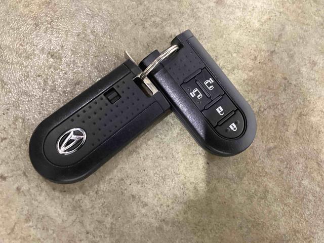 トールカスタムＧ　リミテッドII　ＳＡIIIインパネシフト　プッシュスタートスイッチ　電子カードキー　両側電動スライドドア　車線逸脱警報　衝突被害軽減システム　アルミホイール（鹿児島県）の中古車