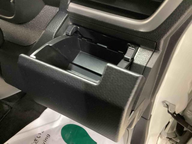 トールカスタムＧ　リミテッドII　ＳＡIIIインパネシフト　プッシュスタートスイッチ　電子カードキー　両側電動スライドドア　車線逸脱警報　衝突被害軽減システム　アルミホイール（鹿児島県）の中古車