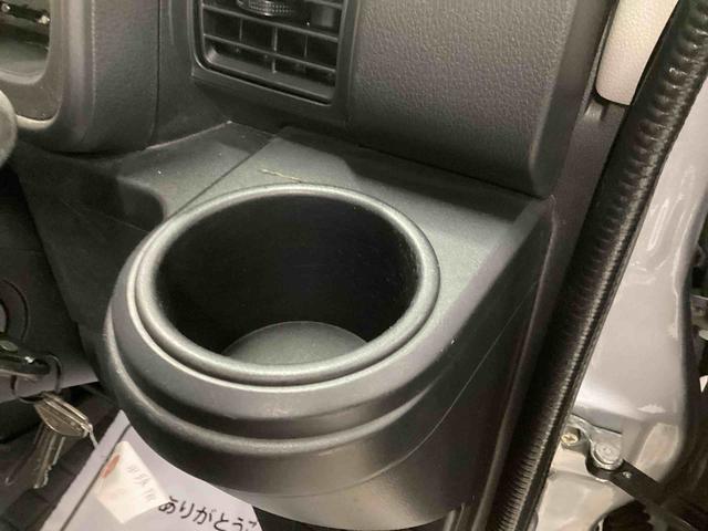 ハイゼットカーゴデラックスＳＡIIIインパネシフト　リモコンキー　両側スライドドア　衝突被害軽減システム　ＡＢＳ　ＣＤプレーヤー（鹿児島県）の中古車