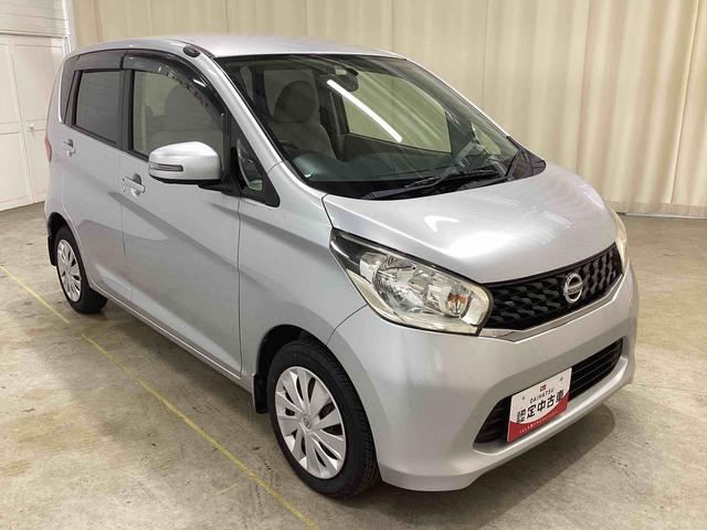 デイズＸインパネシフト　プッシュスタートスイッチ　電子カードキー　ＡＢＳ　ＣＤプレーヤー　バックモニター（バックミラー内蔵）（鹿児島県）の中古車