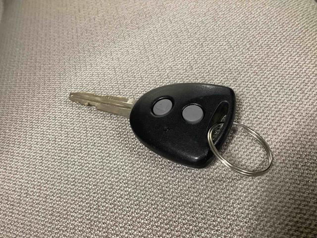 ムーヴコンテＬコラムシフト　リモコンキー　カーナビ　エコアイドル　エアバック　ＡＢＳ（鹿児島県）の中古車