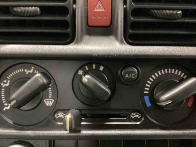 キャリイトラックＫＣエアコン・パワステ４ＷＤ　５ＭＴ　エアコン　パワステ　エアバッグ（鹿児島県）の中古車