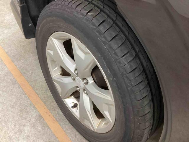 フォレスター２．０ｉ−Ｌ　アイサイトＡＷＤ車　フロアＣＶＴ車（パドルシフト）　プッシュスタートスイッチ　電子カードキー　　　アルミホイール　カーナビ　バックモニター　ＥＴＣ車載器（鹿児島県）の中古車