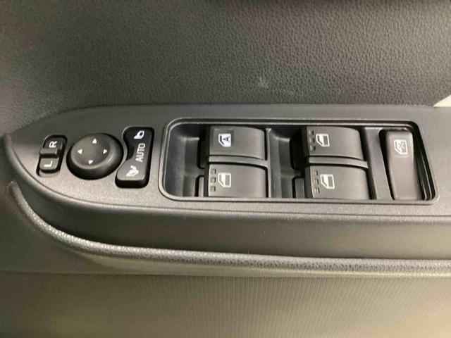 タントＸインパネシフト　プッシュスタートスイッチ　電子カードキー　カーナビバックモニター　シートヒーター　両側スライドドア助手席側電動スライドドア　衝突被害軽減システム　ＡＢＳ（鹿児島県）の中古車