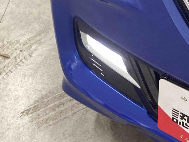 N−BOXカスタムG・Lホンダセンシングインパネシフト プッシュスタートスイッチ 電子カードキー 両側電動スライドドア カーナビ アルミホイール ETC車載器(鹿児島県)の中古車