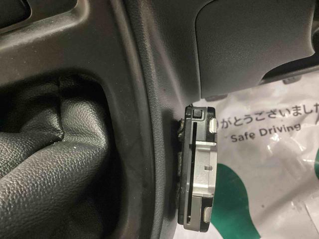ハイゼットカーゴデッキバンGパートタイム4WD 5MT車 エアバッグ 助手席エアバック 左右スライドドア CDプレーヤー パワーウィンドウ リモコンキー(鹿児島県)の中古車