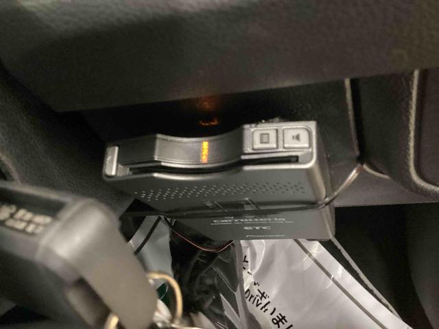 VW ポロTSIトレンドラインフロアシフト ABS エアコン ETC車載器 アルミホイール ルーフキャリア(鹿児島県)の中古車