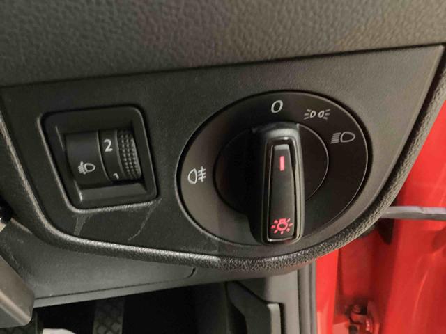 VW ポロTSIトレンドラインフロアシフト ABS エアコン ETC車載器 アルミホイール ルーフキャリア(鹿児島県)の中古車