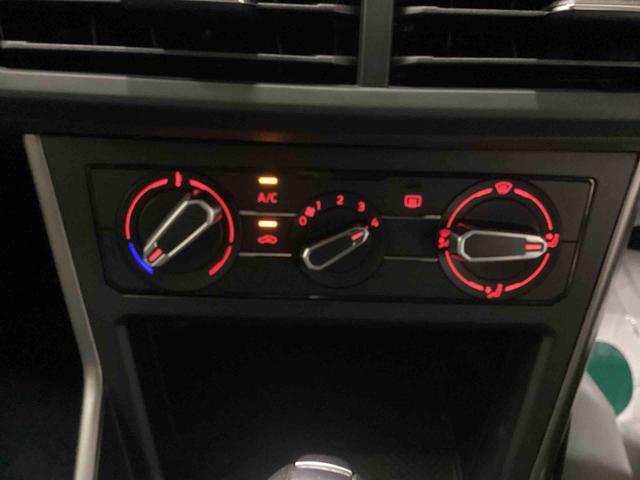 VW ポロTSIトレンドラインフロアシフト ABS エアコン ETC車載器 アルミホイール ルーフキャリア(鹿児島県)の中古車