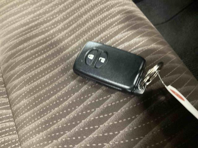 アクアＧプッシュスタートスイッチ　電子カードキー　ＥＴＣ車載器　ドラレコ　カーナビ　バックモニター　シートヒーター　フォグランプ　ＡＢＳ（鹿児島県）の中古車