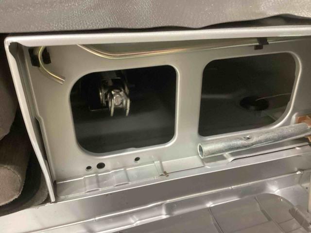 NV100クリッパーバンDX セーフティパッケージインパネシフト カーナビ ドラレコ ETC車載器 両席エアバッグ エアコン パワステ ABS(鹿児島県)の中古車