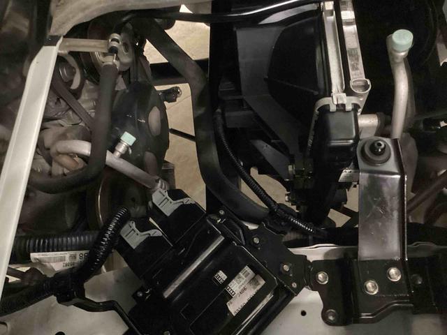ハイゼットトラックスタンダード 農用スペシャルSAIIIt5速MT車 ハイロー切り替え4WD 運転席エアバック 衝突被害軽減ブレーキ エアコン パワーステアリング(鹿児島県)の中古車