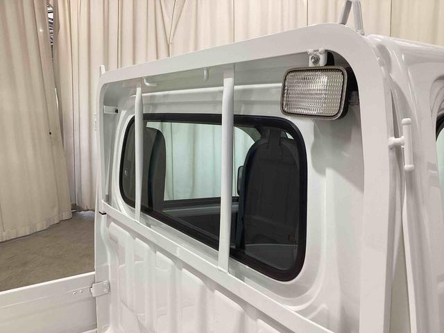 ハイゼットトラックスタンダード 農用スペシャルSAIIIt5速MT車 ハイロー切り替え4WD 運転席エアバック 衝突被害軽減ブレーキ エアコン パワーステアリング(鹿児島県)の中古車