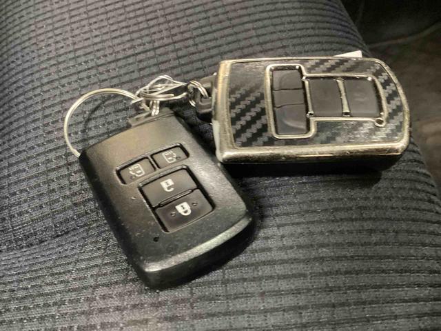 シエンタGインパネシフト 3列シート プッシュスタートスイッチ 電子カードキー 両側電動スライドドア カーナビ バックモニター ABS ETC車載器(鹿児島県)の中古車