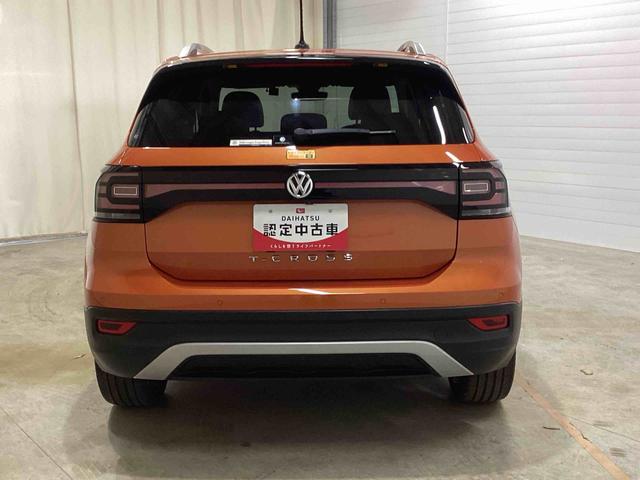 ＶＷ Ｔ−クロスＴＳＩ　１ｓｔプッシュスタートスイッチ　電子カードキー　カーナビ　バックモニター　　ＥＴＣ車載器　ドラレコ　アルミホイール　ＡＢＳ　フォグランプ　ターボ（鹿児島県）の中古車