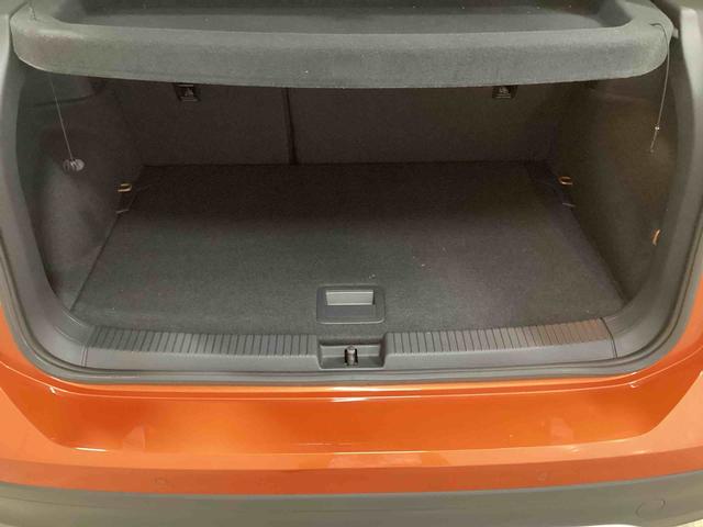 ＶＷ Ｔ−クロスＴＳＩ　１ｓｔプッシュスタートスイッチ　電子カードキー　カーナビ　バックモニター　　ＥＴＣ車載器　ドラレコ　アルミホイール　ＡＢＳ　フォグランプ　ターボ（鹿児島県）の中古車