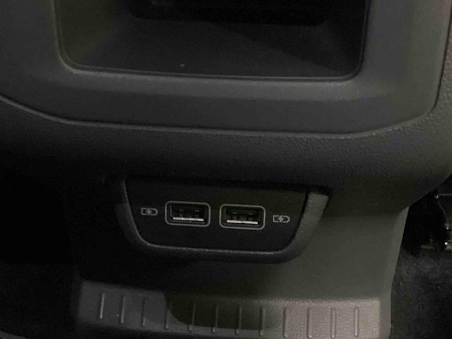 ＶＷ Ｔ−クロスＴＳＩ　１ｓｔプッシュスタートスイッチ　電子カードキー　カーナビ　バックモニター　　ＥＴＣ車載器　ドラレコ　アルミホイール　ＡＢＳ　フォグランプ　ターボ（鹿児島県）の中古車