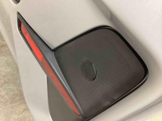 タントカスタムＲＳターボ　インパネシフト　プッシュスタートスイッチ　電子カードキー　両側電動スライドドア　カーナビ　バックモニター　車線逸脱防止　被害軽減ブレーキ　アルミホイール　オートハイビーム　ＡＢＳ（鹿児島県）の中古車