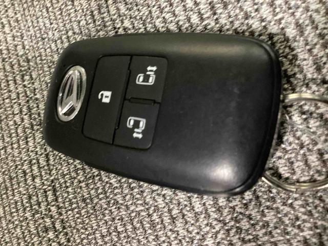 ムーヴキャンバスストライプスＧインパネシフト　プッシュスタートスイッチ　電子カードキー　電動パーキングブレーキ　両側電動スライドドア　オートハイビーム　車線逸脱　衝突被害軽減システム　ＡＢＳ　フォグランプ（鹿児島県）の中古車