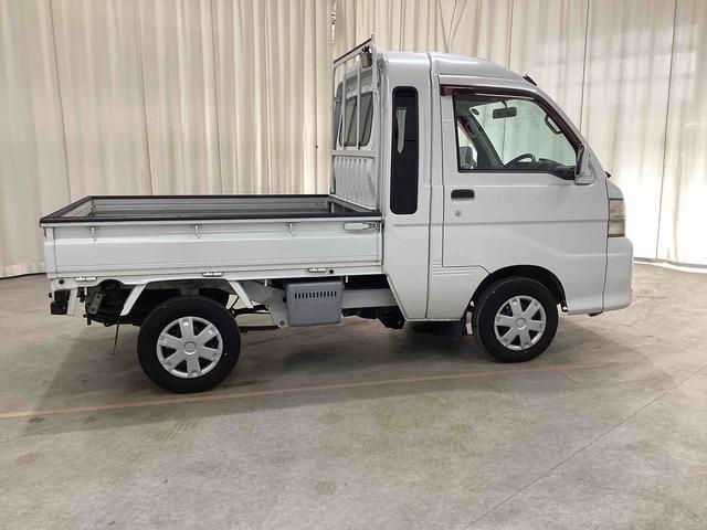 ハイゼットトラックジャンボ５ＭＴ車　４ＷＤ車　エアコン　パワステ　パワーウインドウ　ドアロック（鹿児島県）の中古車
