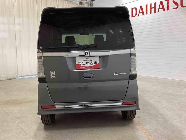 N−BOXカスタムG・ターボLパッケージターボ車 インパネシフト(パドルシフト) プッシュスタートスイッチ 両側電動スライドドア カーナビ バックモニター アルミホイール ETC車載器(鹿児島県)の中古車