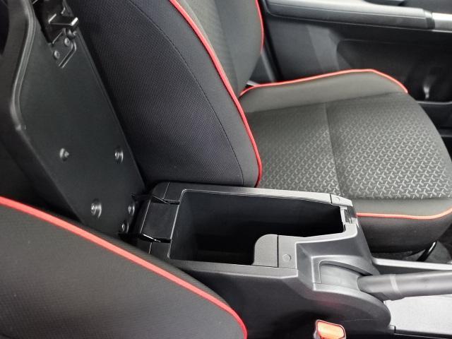 ロッキーG車検整備付き ワンオーナー 9インチナビ ドラレコ バックカメラ アダプティブクルーズコントロール コーナーセンサー シートヒーター USB接続 オートハイビーム 17インチ純正アルミホイール(石川県)の中古車