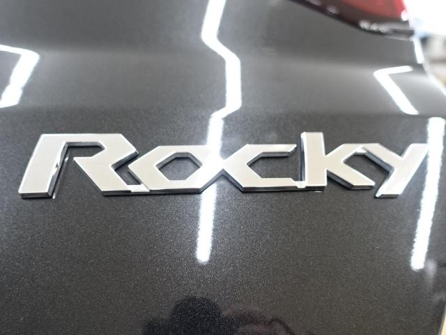 ロッキーＸ　ＨＥＶハイブリッド車　次世代スマートアシスト　ナビ　バックカメラ　ステアリングスイッチ　前後　ドライブレコーダー　電動パーキングブレーキ・ブレーキホールド機能　オートライト　キーフリー　前後コーナーセンサー（石川県）の中古車