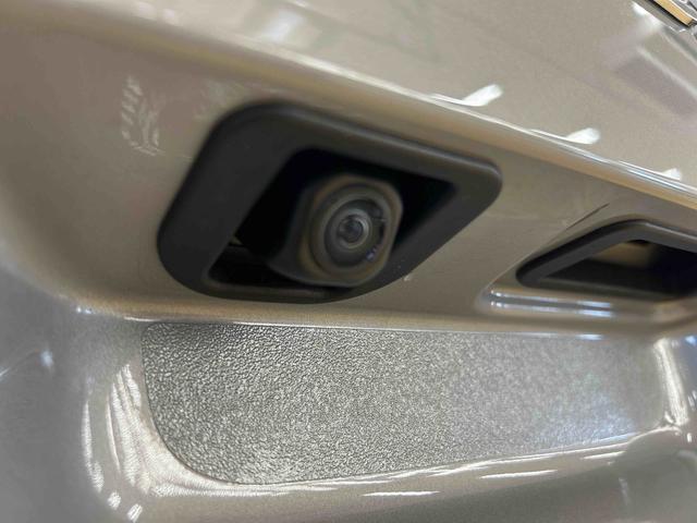 ムーヴキャンバスセオリーＧ走行無制限１年保証　４ＷＤ　両側スライドドア　コーナーセンサー　シートヒーター　ホットカップホルダー　オートハイビーム　ＬＥＤヘッドライト　プッシュスタートスイッチ　横滑り防止装置　オートエアコン（石川県）の中古車